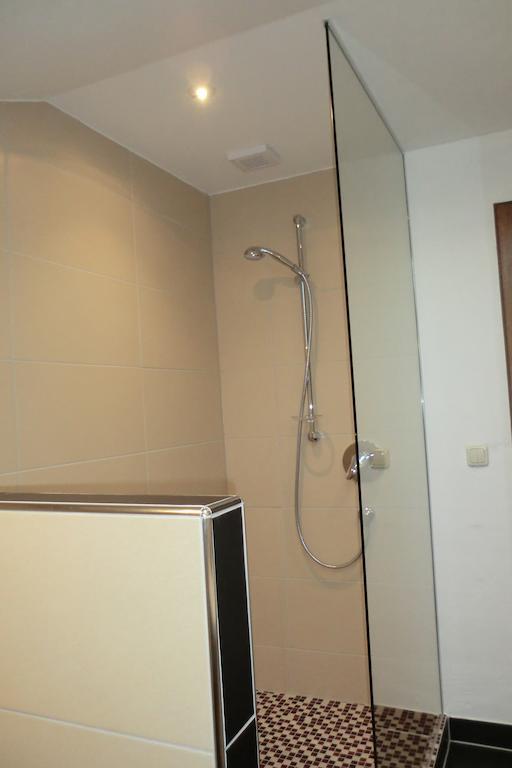 Heidinger Apartment โอเบอร์เอาดอร์ฟ ภายนอก รูปภาพ